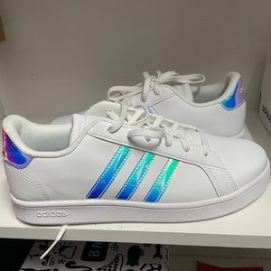 Adidas holograph